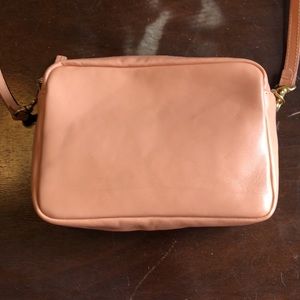 Clare V. Midi Sac in salmon pink leather